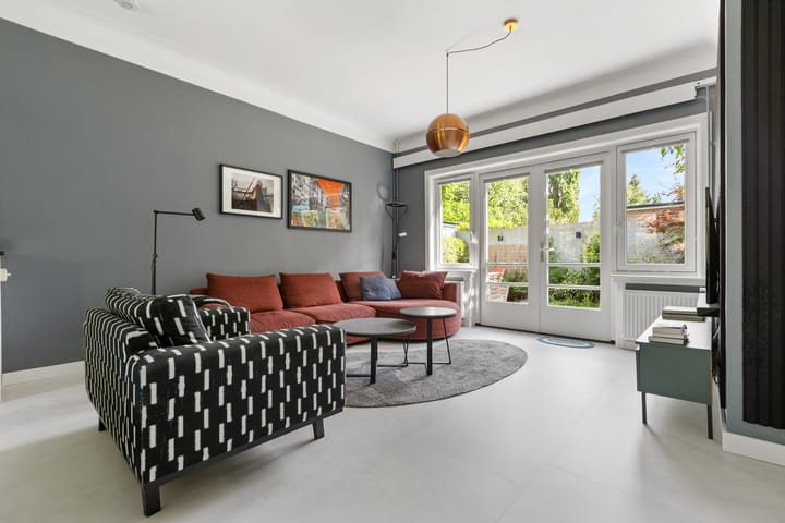 Foto 10 van Van Limburg Stirumlaan 2-A