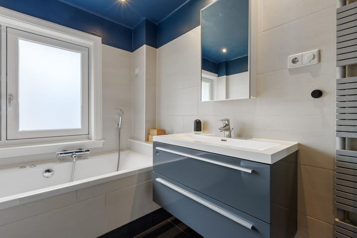 Foto 18 van Van Limburg Stirumlaan 2-A