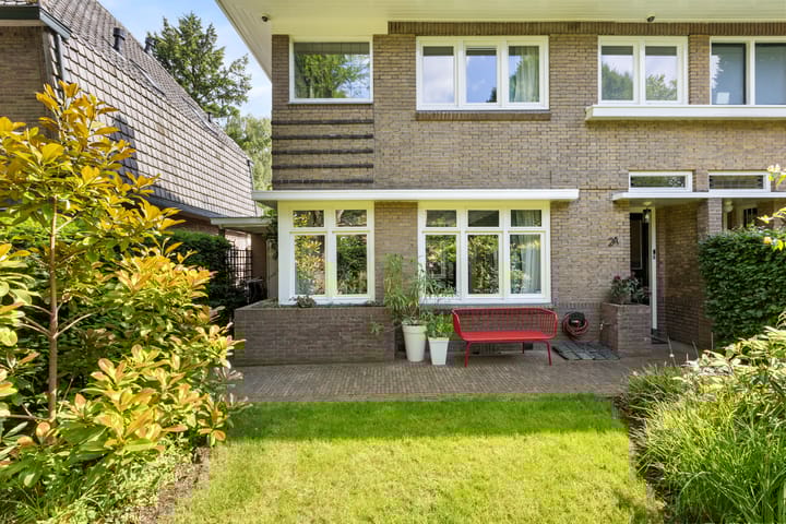 Foto 34 van Van Limburg Stirumlaan 2-A