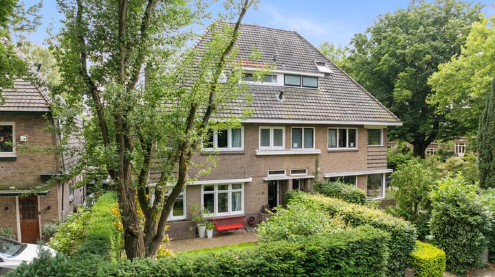 Foto 36 van Van Limburg Stirumlaan 2-A