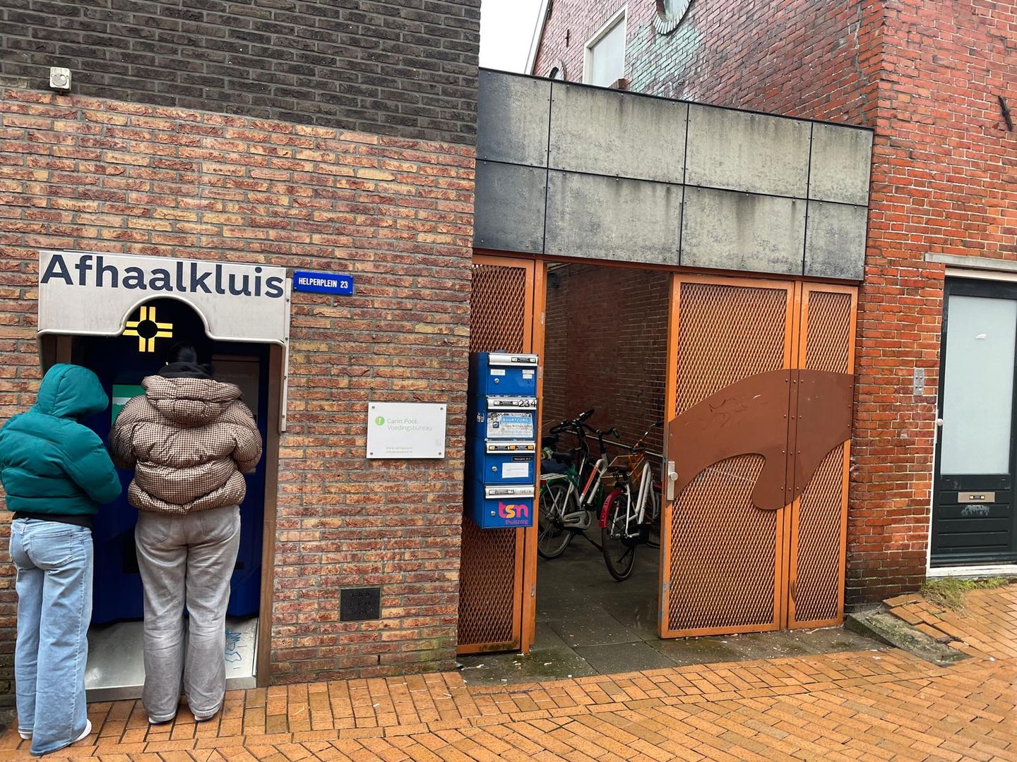 Bekijk foto 3 van Helperplein 23