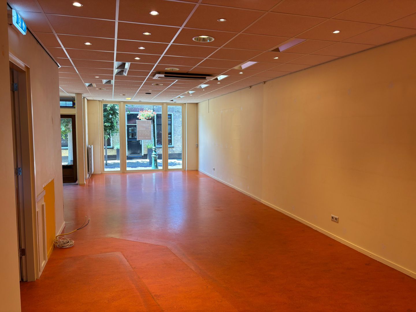 View photo 2 of Dorpsstraat 51-a