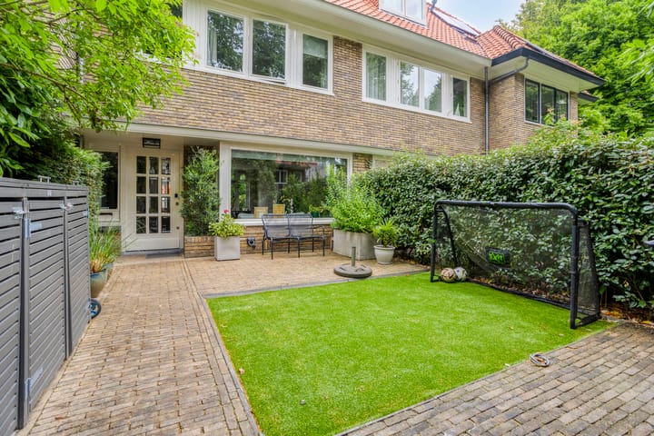 Foto 21 van Ernst Casimirlaan 81