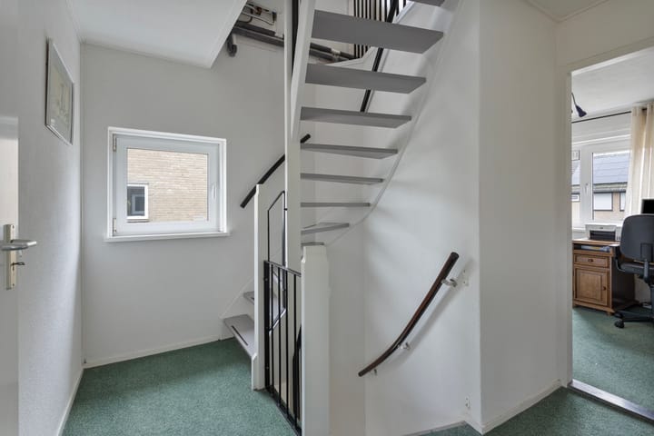 Foto 16 van Vennestraat 13