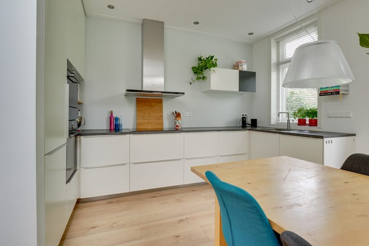 Foto 16 van Jekerstraat 60