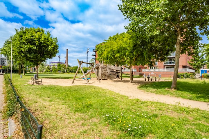 Foto 48 van Jekerstraat 60