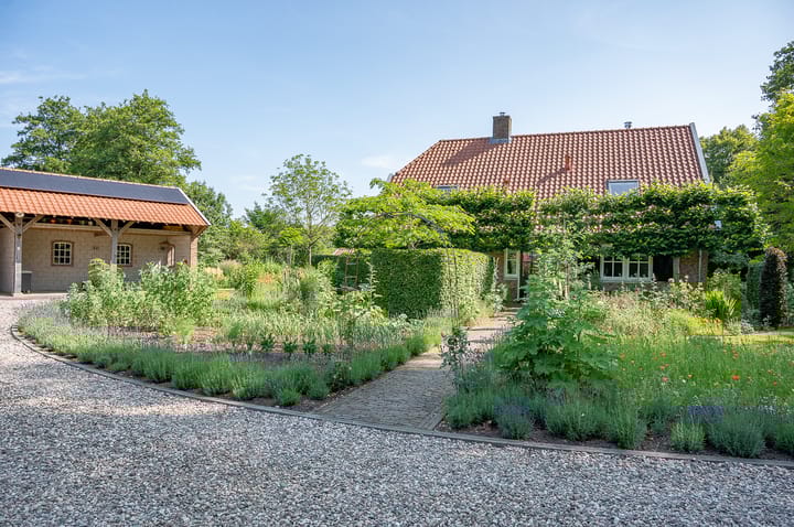 Foto 5 van Halle-Heideweg 26-A