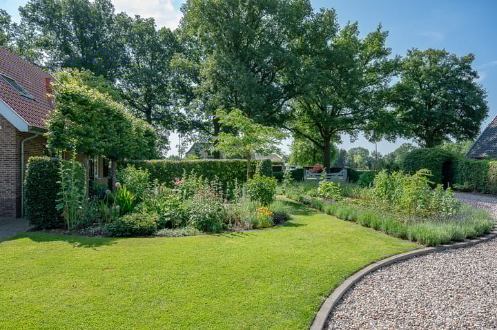 Foto 11 van Halle-Heideweg 26-A