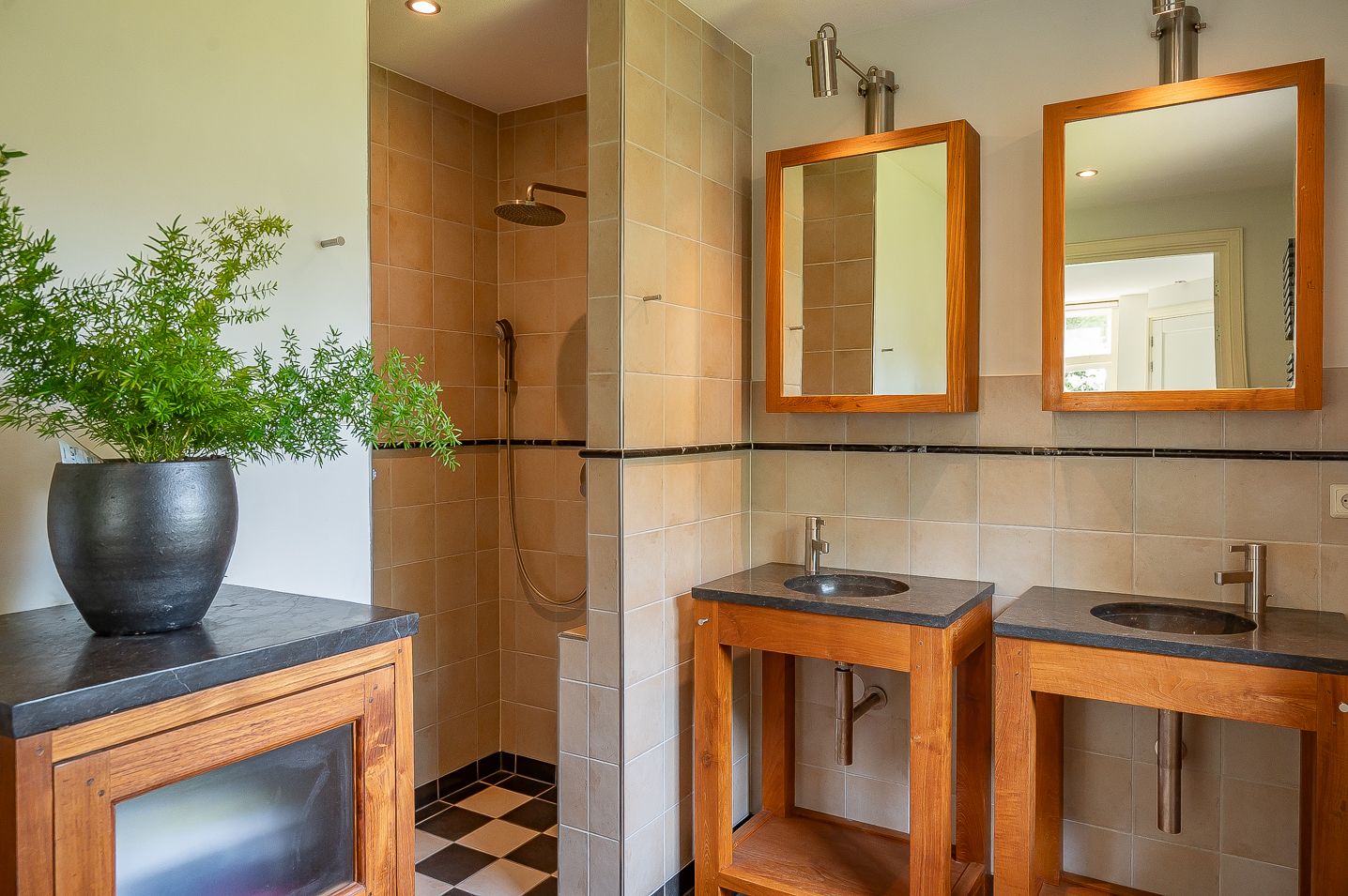 Foto 40 van Halle-Heideweg 26-A