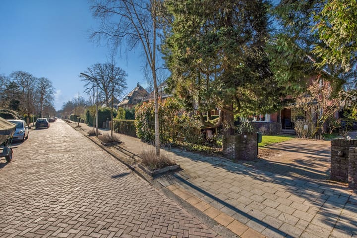 Foto 2 van Bloemcamplaan 22