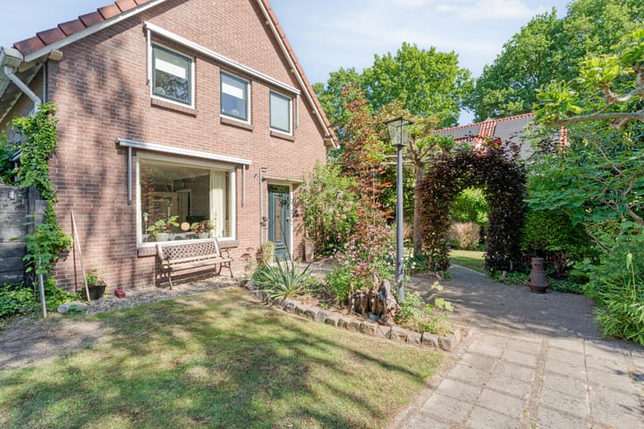 Foto 6 van Stationsweg 15