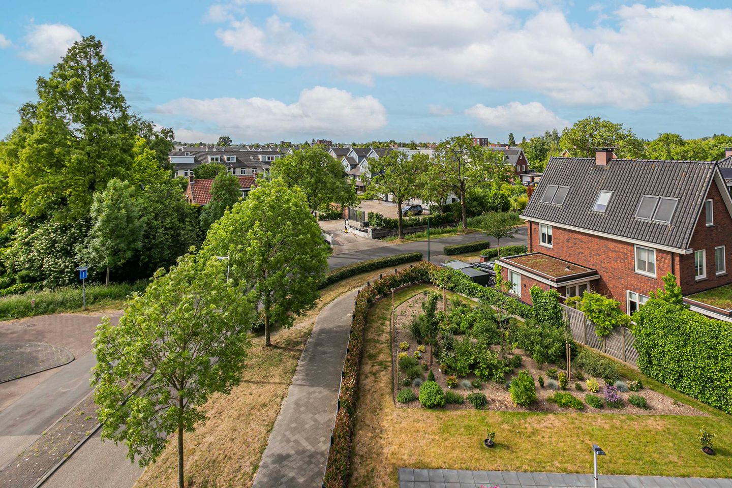 Photo 10 of Pablo Picassostraat 563