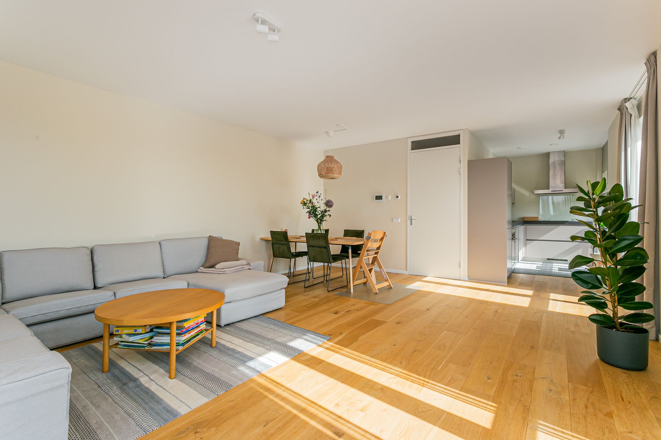 Photo 12 of Pablo Picassostraat 563