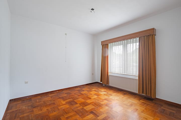 Photo 11 of Hulserstraat 7