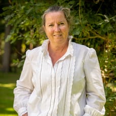 Ingrid Dobson - Officemanager