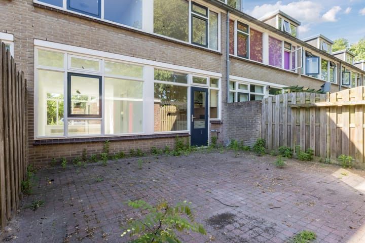 Foto 26 van Van Anrooijstraat 21