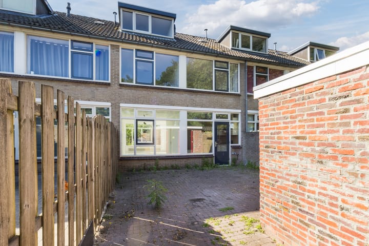 Foto 27 van Van Anrooijstraat 21