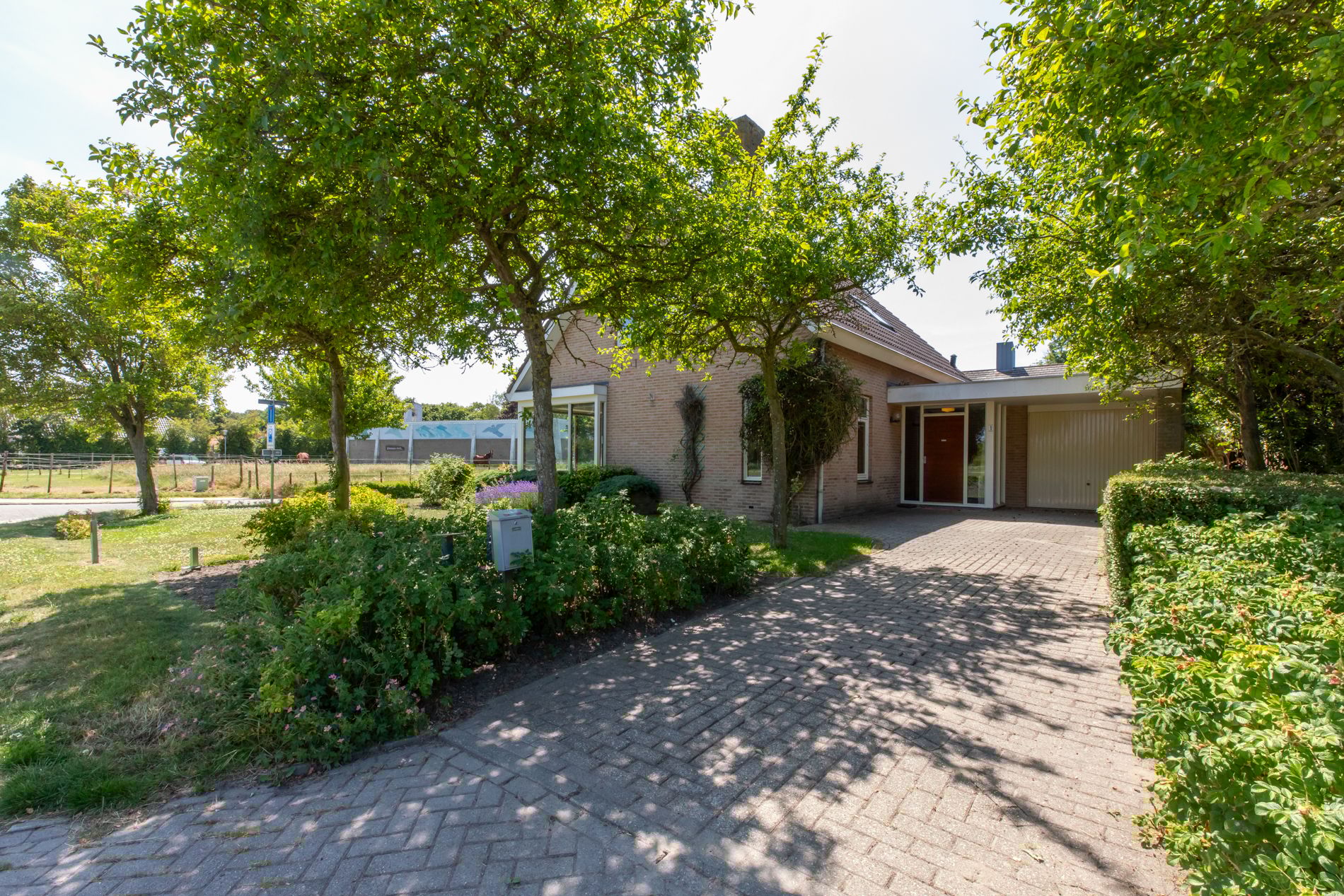 Photo 3 of Westerscheldelaan 1