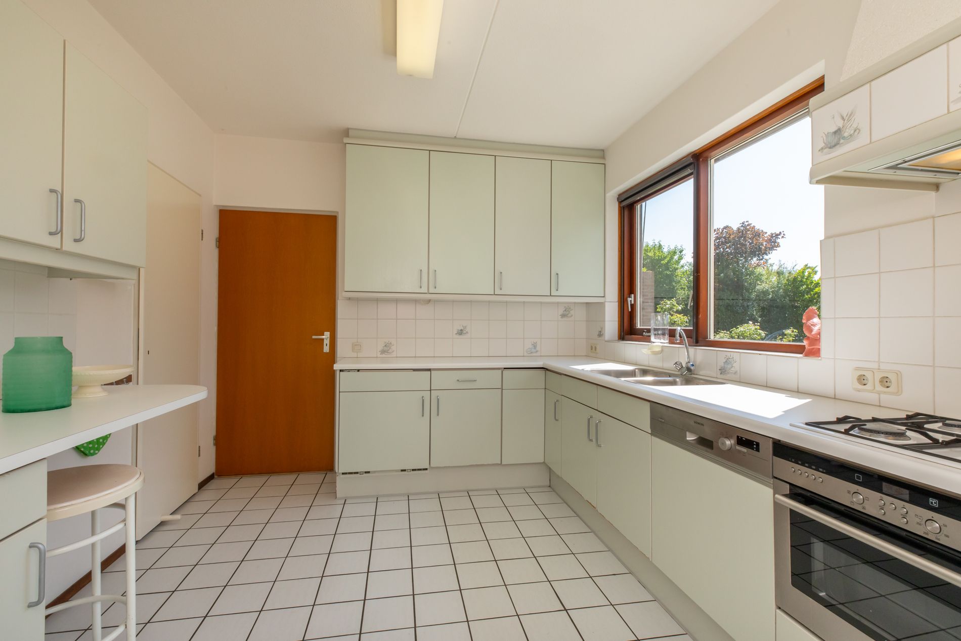 Photo 15 of Westerscheldelaan 1