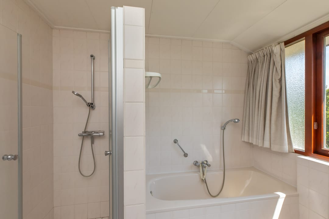 Photo 26 of Westerscheldelaan 1