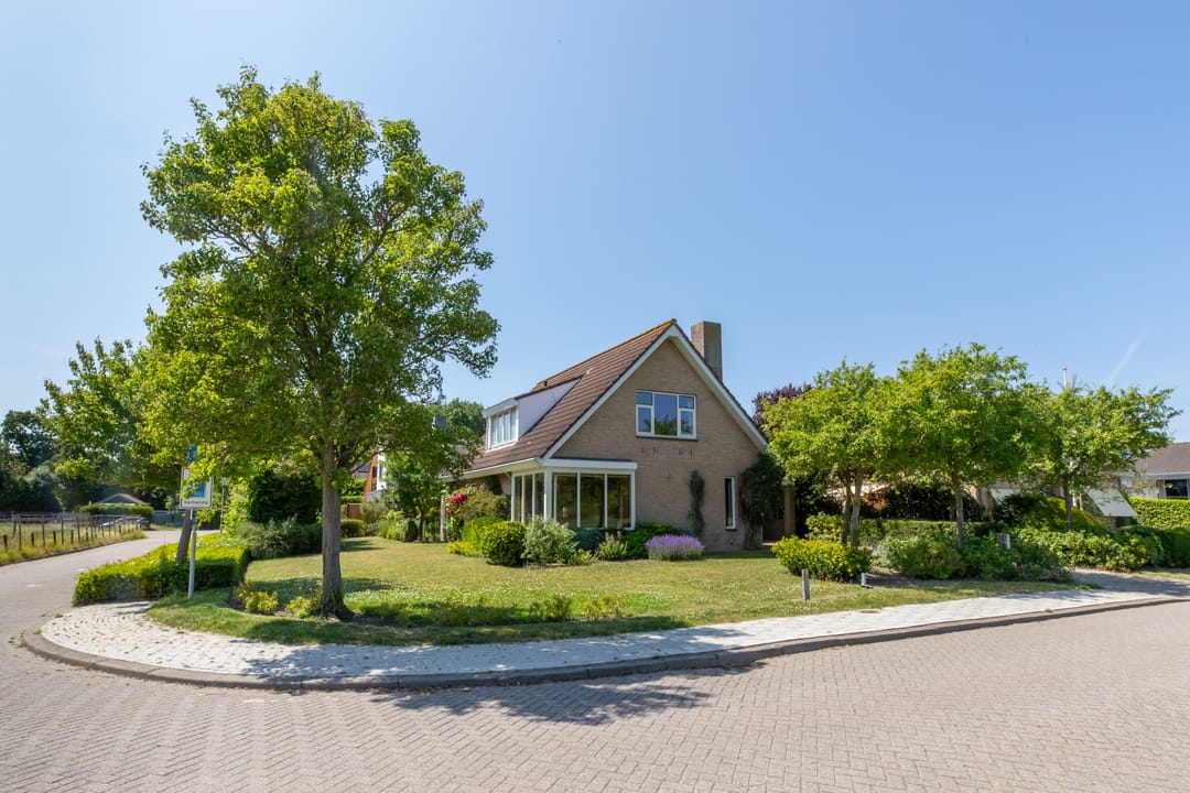 Photo 32 of Westerscheldelaan 1