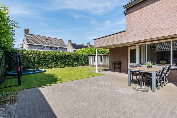 Foto 41 van Kerkstraat 4