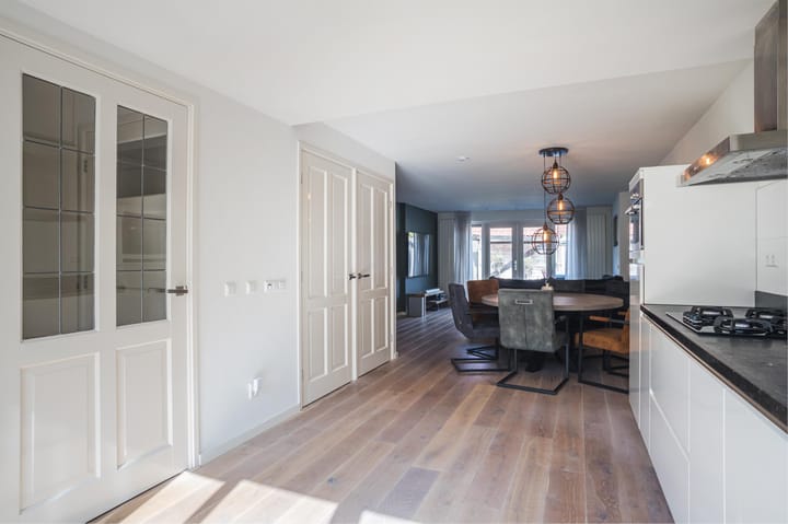 Foto 11 van Versteegstraat 32