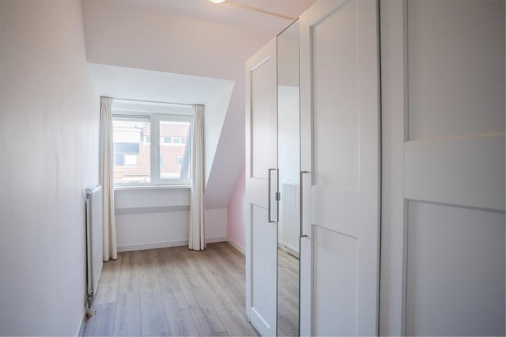 Foto 20 van Versteegstraat 32