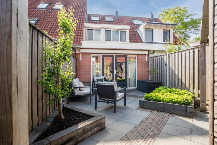 Foto 28 van Versteegstraat 32