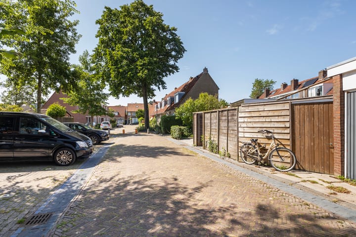 Foto 39 van Merelstraat 59