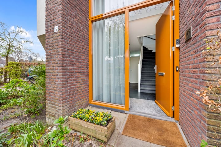 Foto 9 van van Royenstraat 19