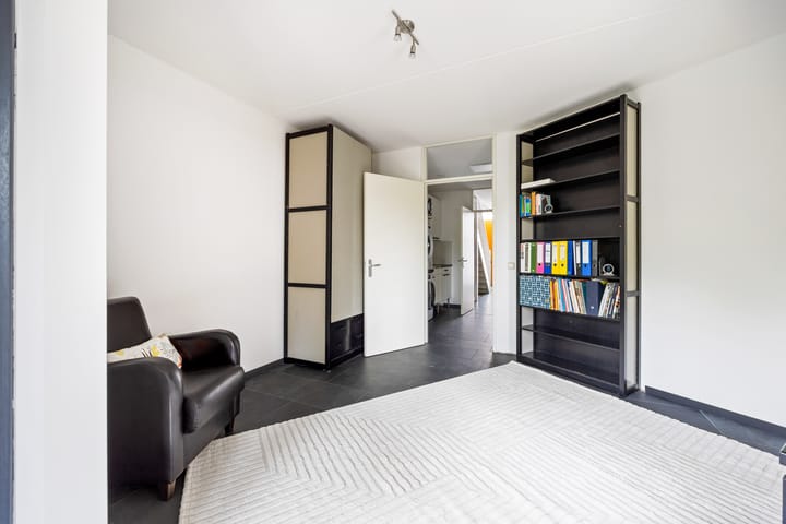 Foto 13 van van Royenstraat 19