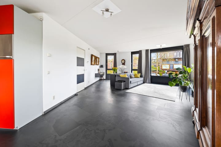 Foto 17 van van Royenstraat 19