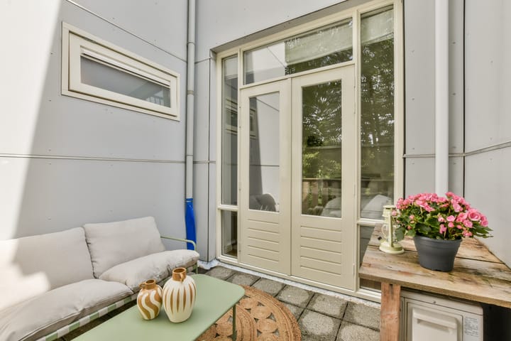 Foto 21 van Linnaeusstraat 12-2