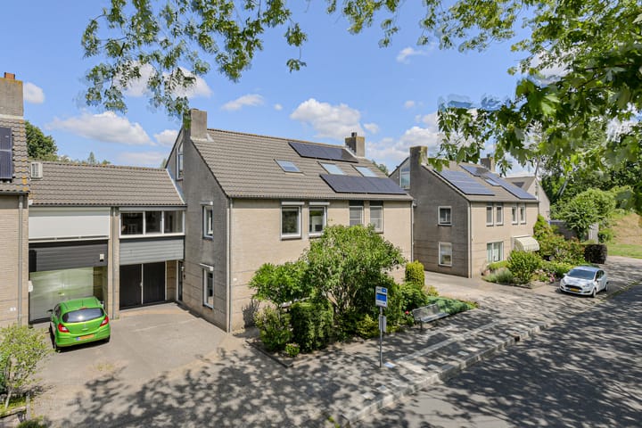 Foto 1 van Komoord 5