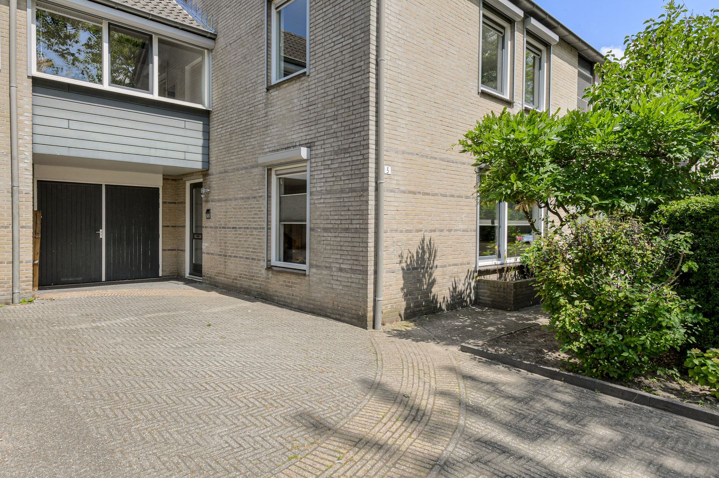 Foto 5 van Komoord 5