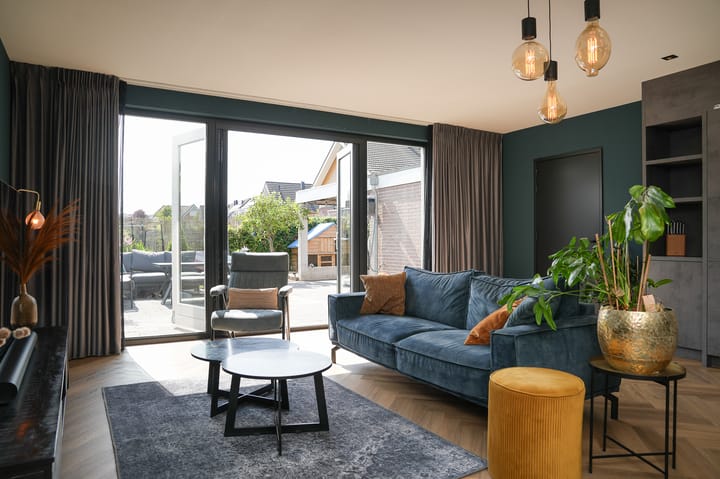 Photo 12 of Morelstraat 13