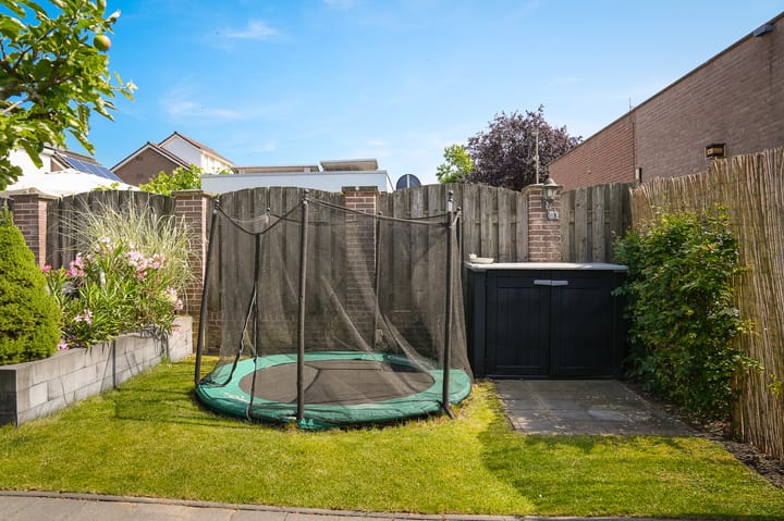 Photo 39 of Morelstraat 13