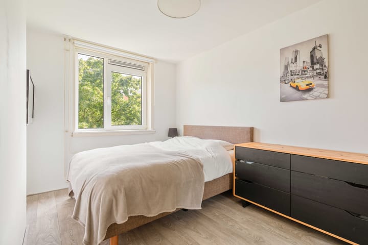 Foto 4 van Sara Burgerhartstraat 46-2