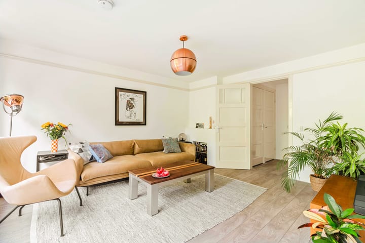 Foto 5 van Sara Burgerhartstraat 46-2