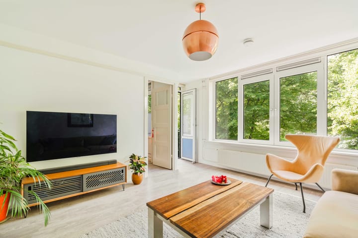 Foto 8 van Sara Burgerhartstraat 46-2