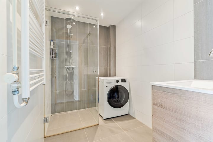 Foto 14 van Sara Burgerhartstraat 46-2