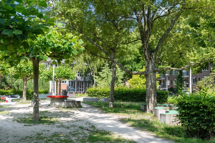 Foto 31 van Sara Burgerhartstraat 46-2