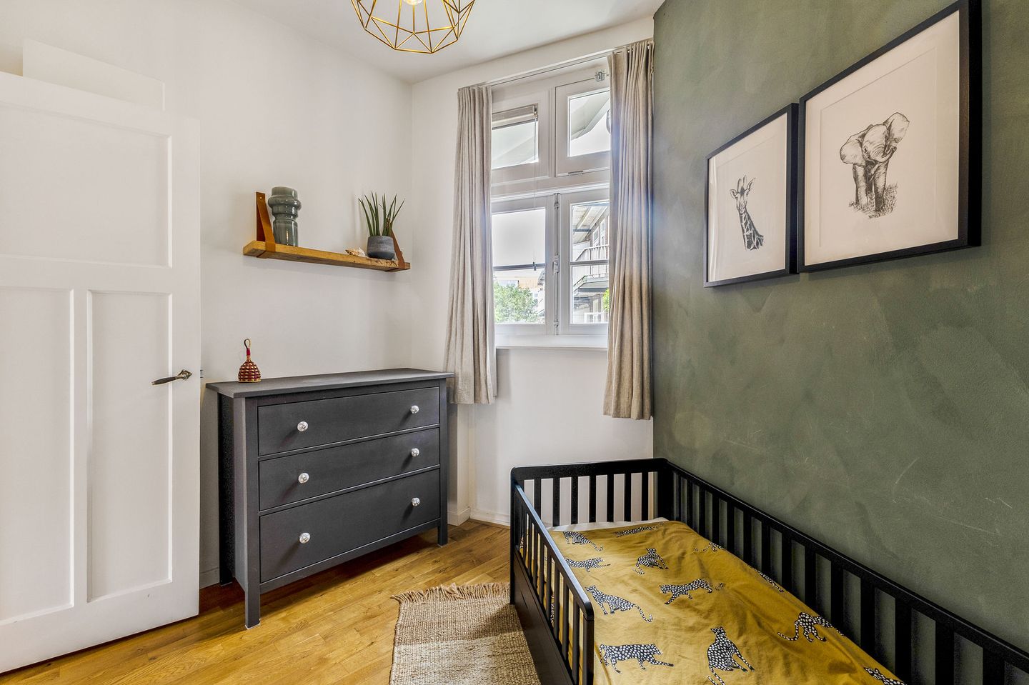 Foto 14 van Woubruggestraat 39-2