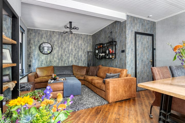 Photo 23 of Hoogoordstraat 9