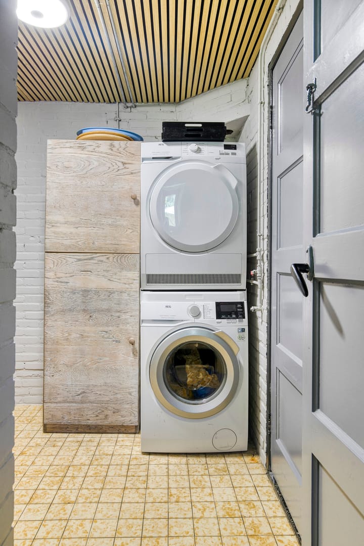 Photo 26 of Hoogoordstraat 9