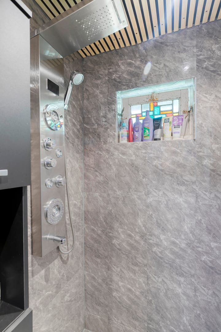 Photo 29 of Hoogoordstraat 9