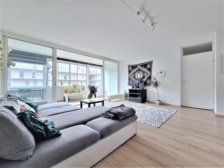 Foto 2 van Martini van Geffenstraat 84