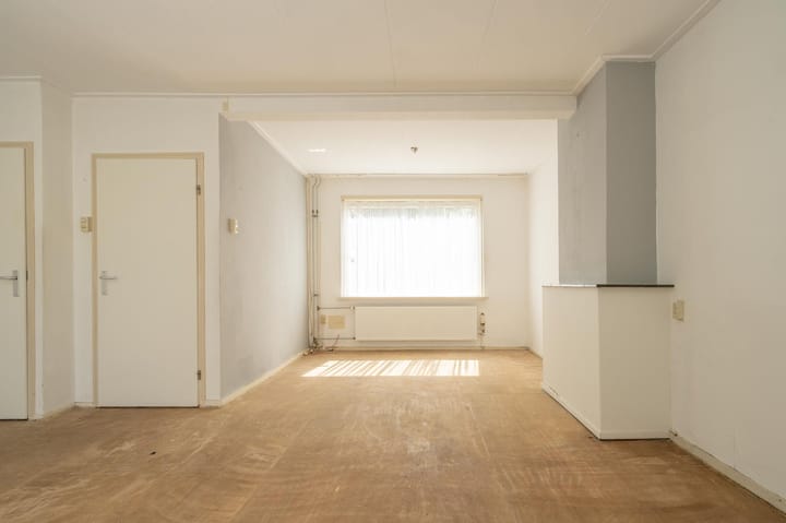 Foto 10 van Julianalaan 49