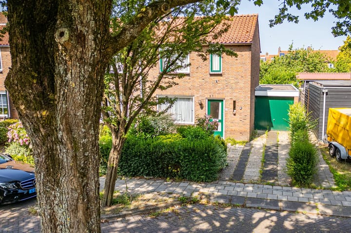 Foto 34 van Julianalaan 49